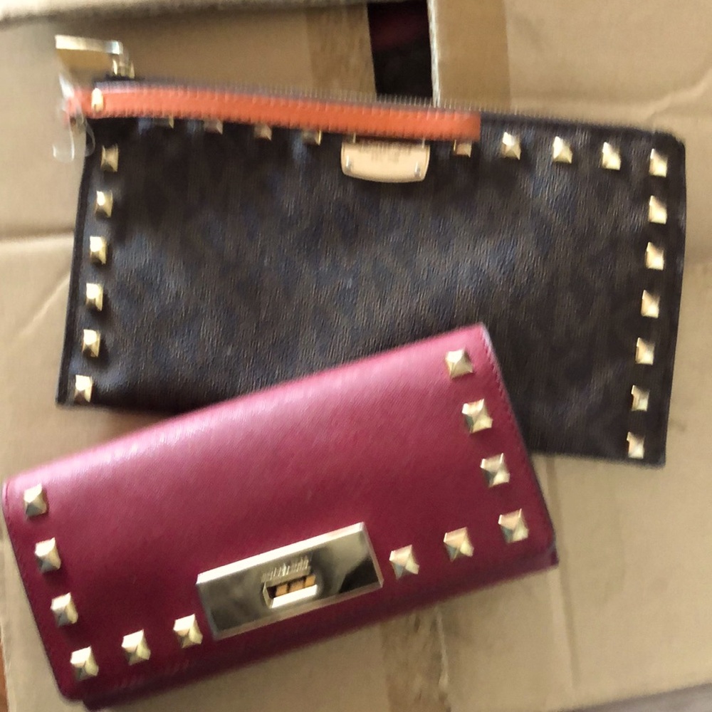 X2 Michael Kors